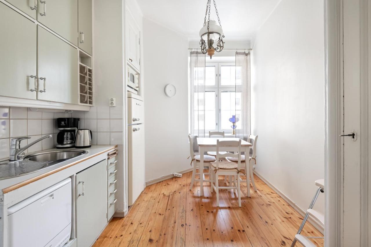 Wehost Spacious Studio For 5 With A Kitchen Helsingfors Eksteriør bilde